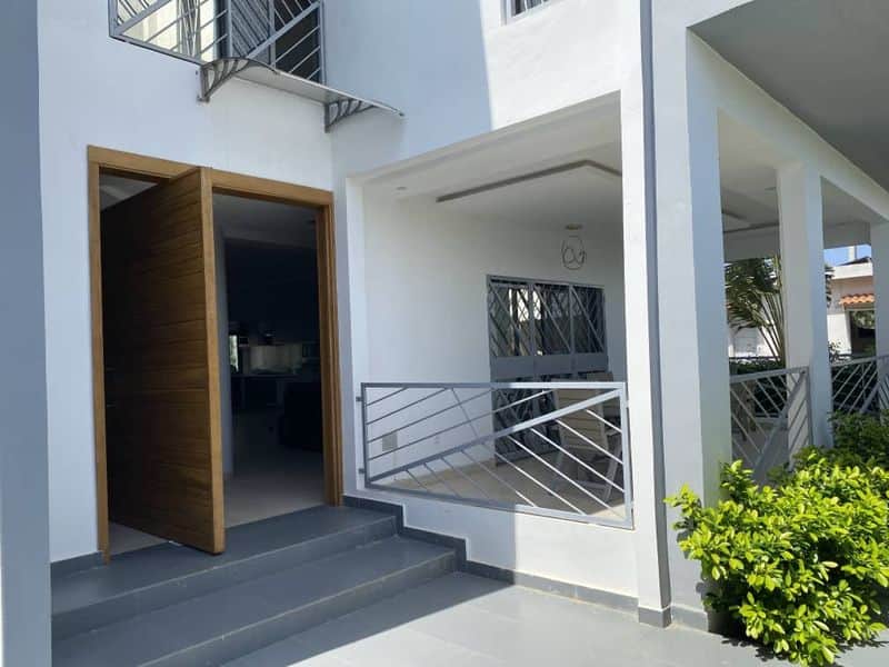 Villa 5 chambres à vendre — Somone (bail individuel)