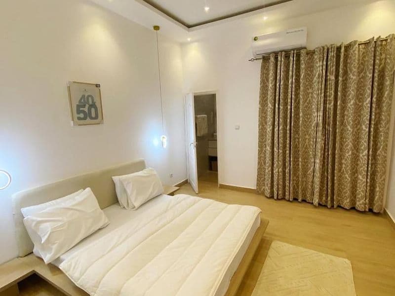Villa 3 chambres à louer — Ngaparou, derrière Saly Center