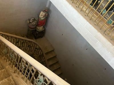 La cage d'escalier