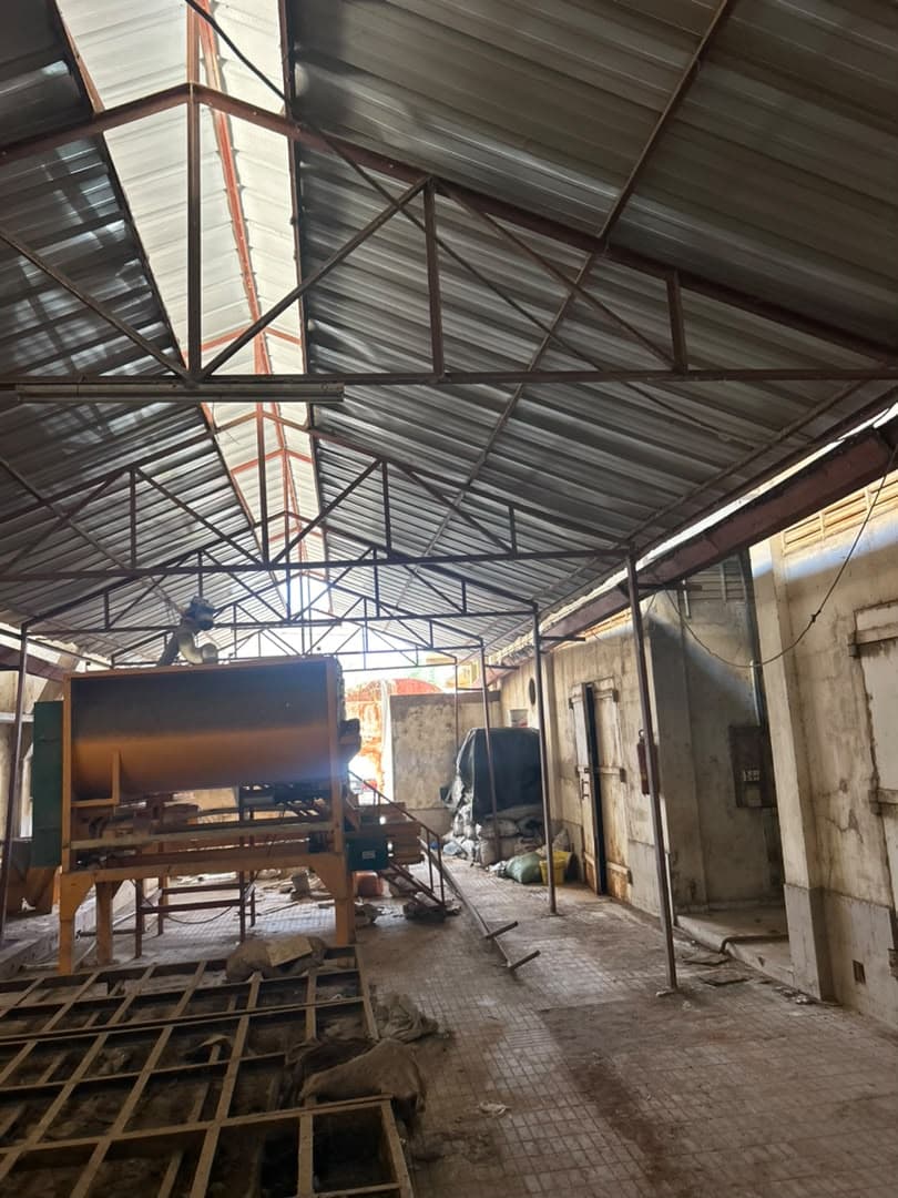 L'intérieur du hangar